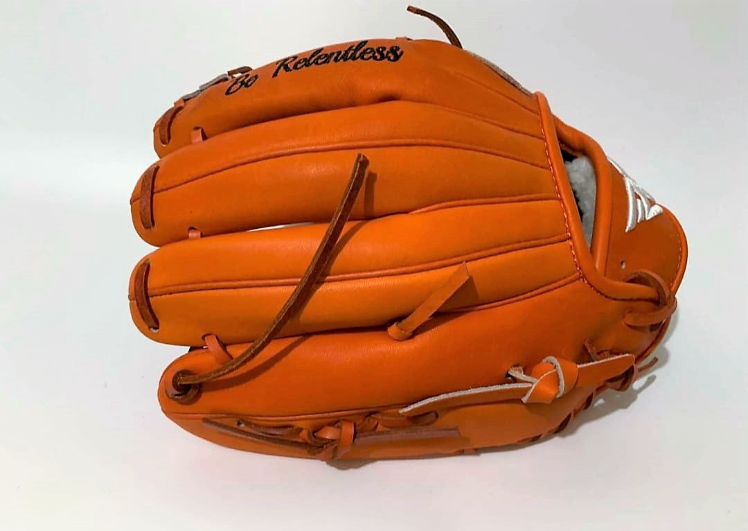 Infielder Custom Glove Buying Guide