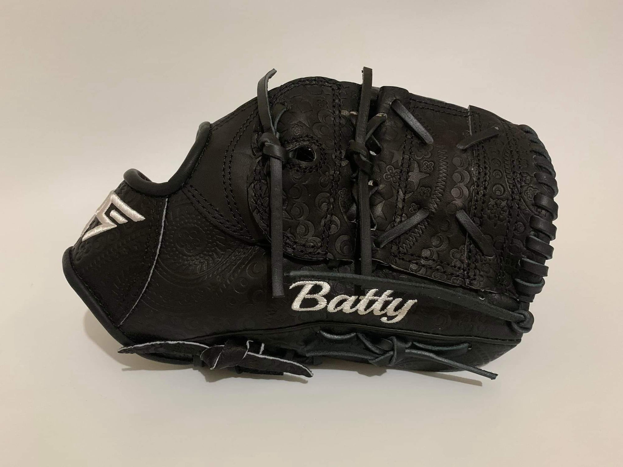 The Do's And Don'ts With Baseball Gloves