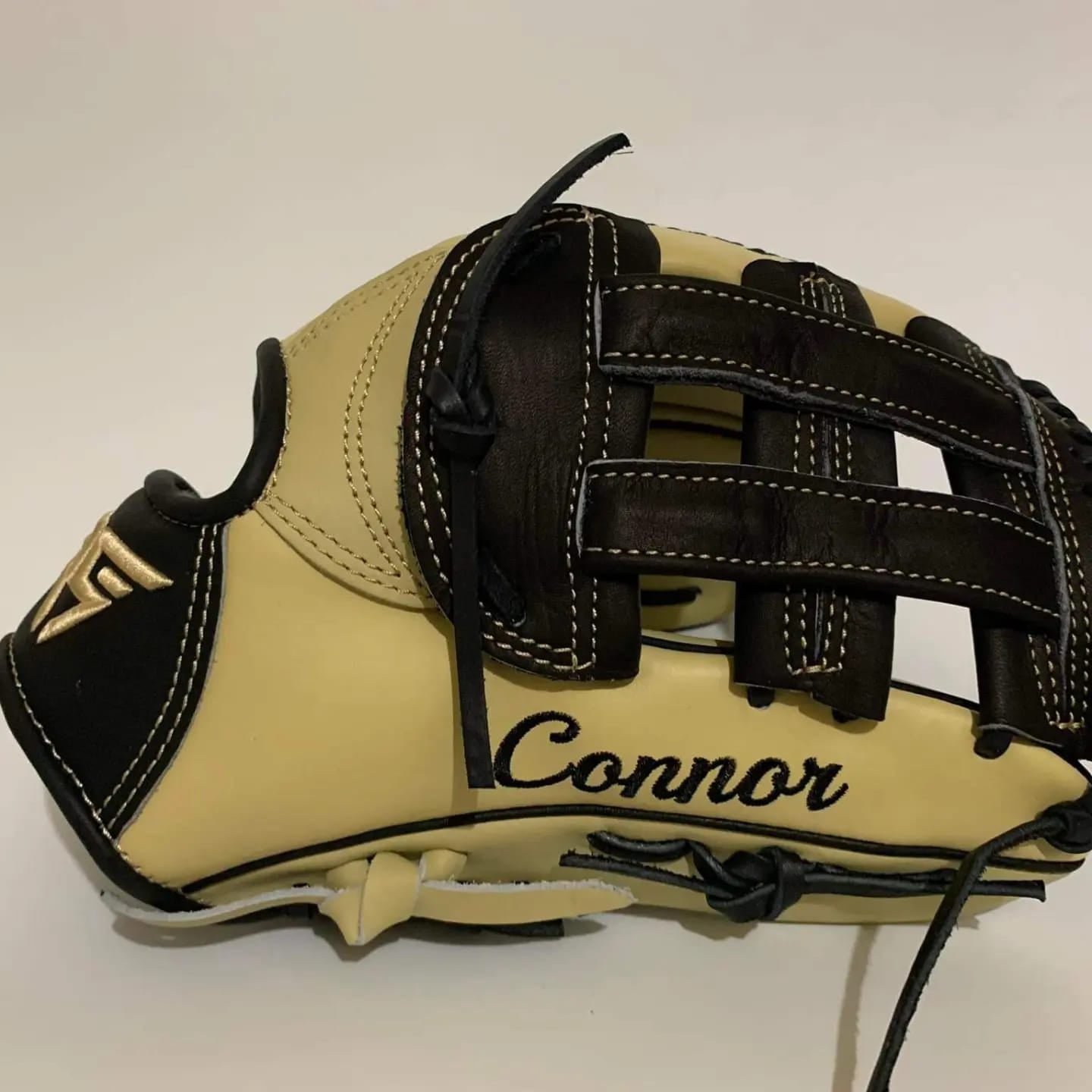 Can you customize a baseball glove online? Yes!