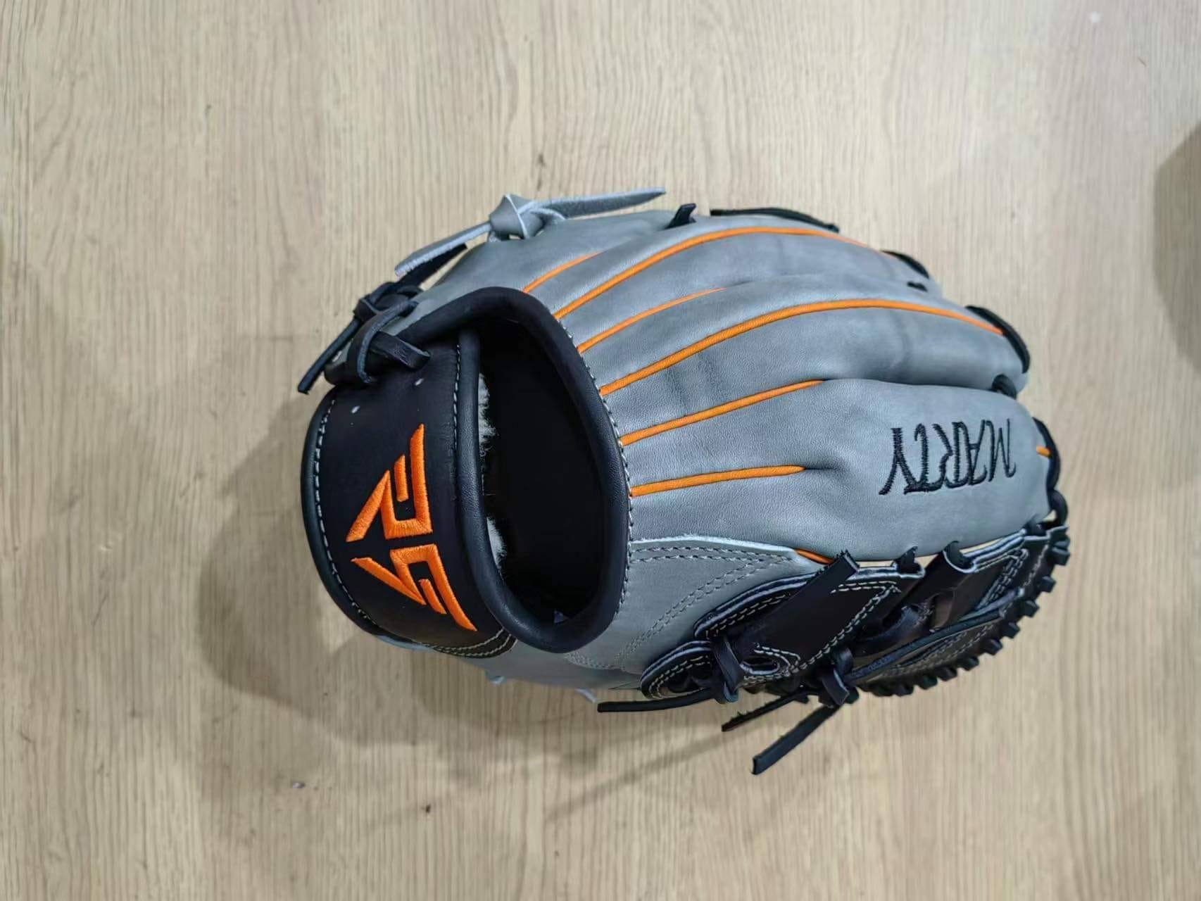 Custom Baseball Gloves For Spring Training 2023