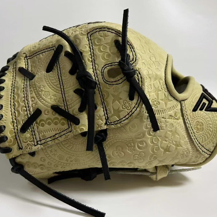 Personalizing Baseball Gloves: Engraving vs Embroidery