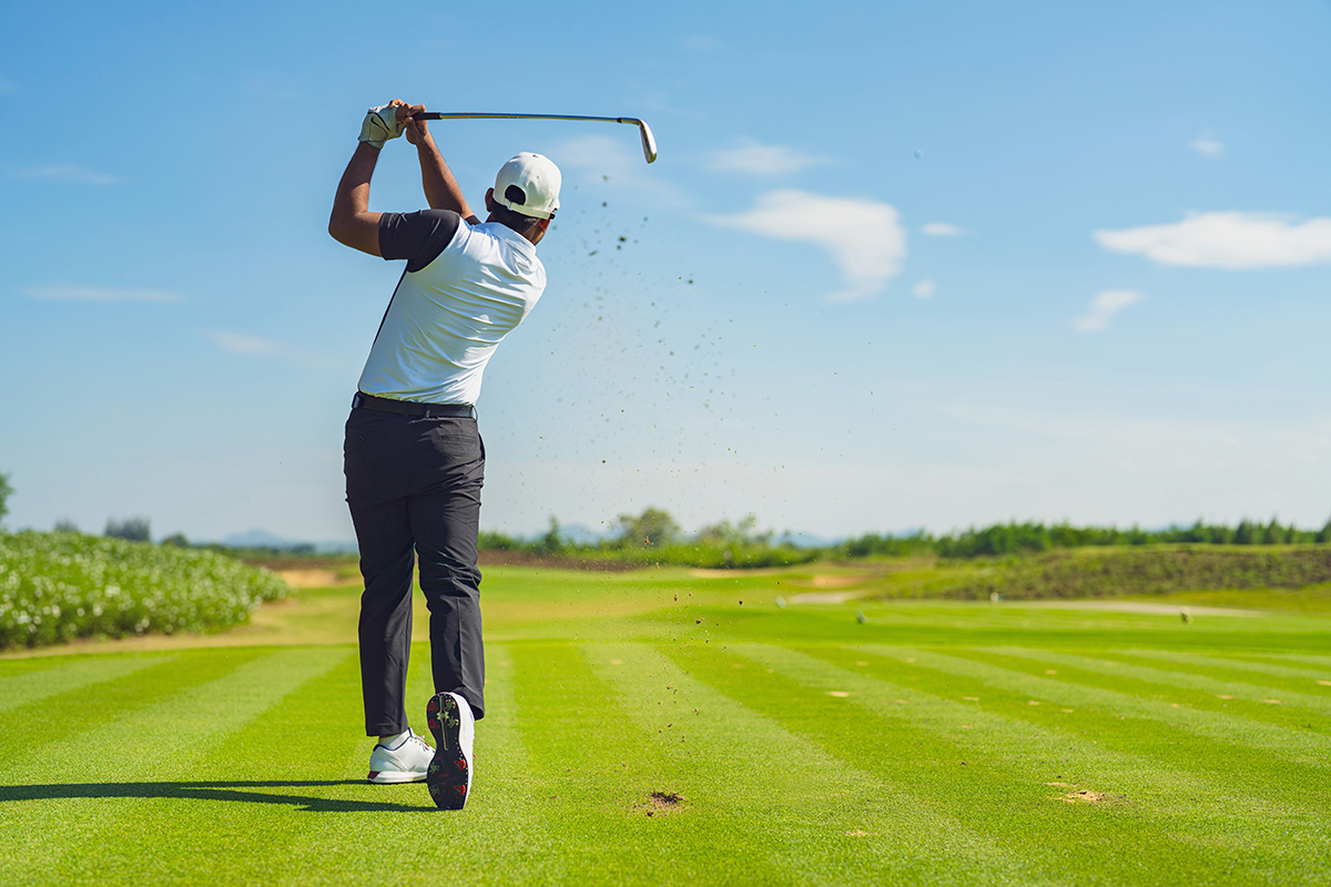 Perfection in Your Palm: Custom Golf Gloves